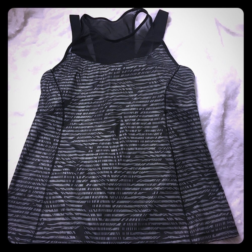 Lululemon work out top